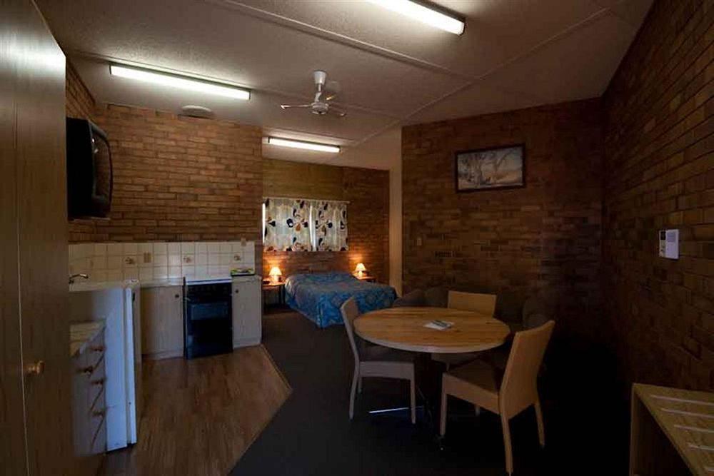 Mannum Motel Bagian luar foto