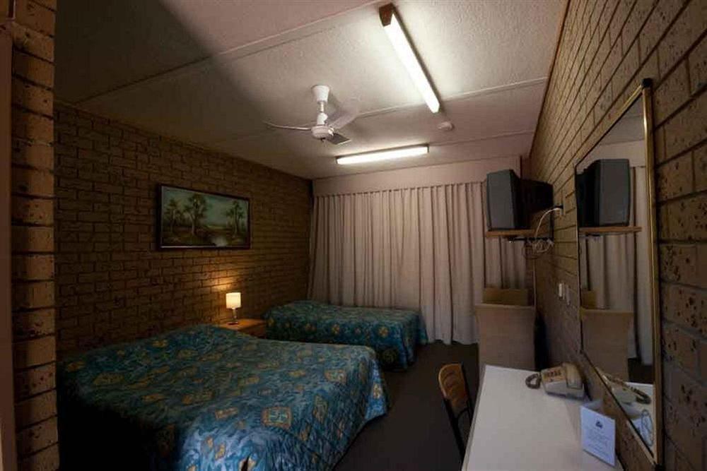 Mannum Motel Bagian luar foto