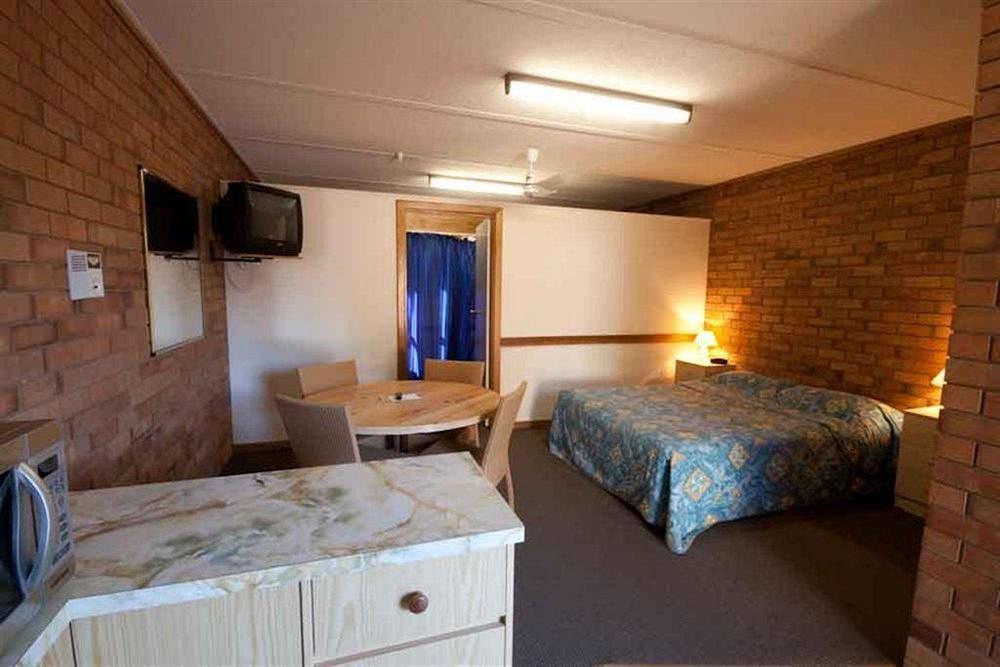 Mannum Motel Bagian luar foto