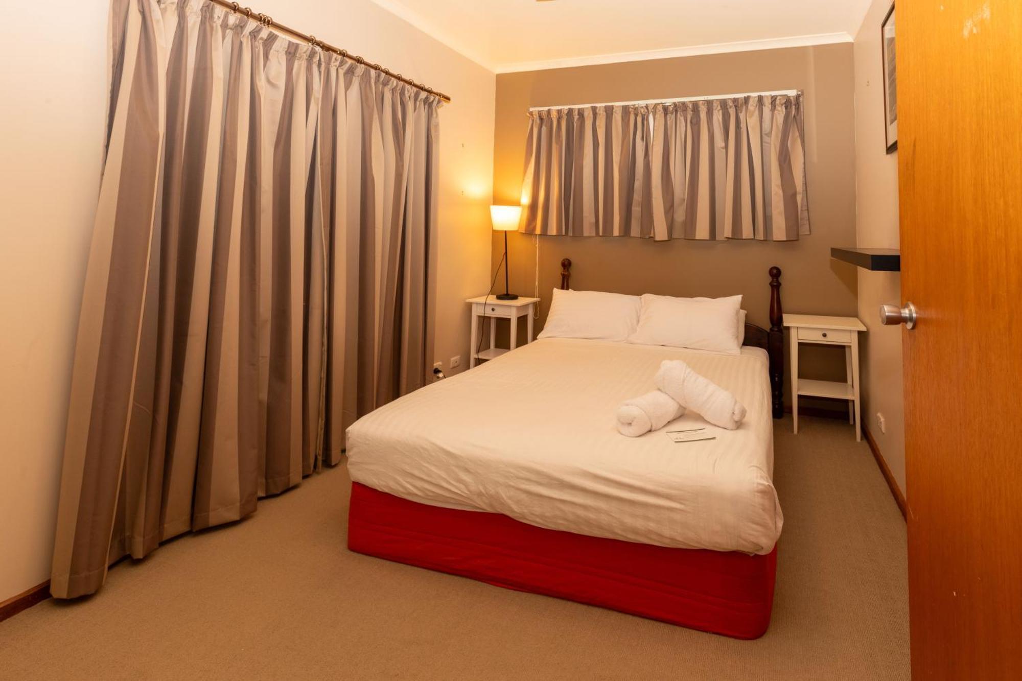 Mannum Motel Bagian luar foto